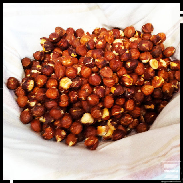 Roasted Hazelnuts buzzyfoods
