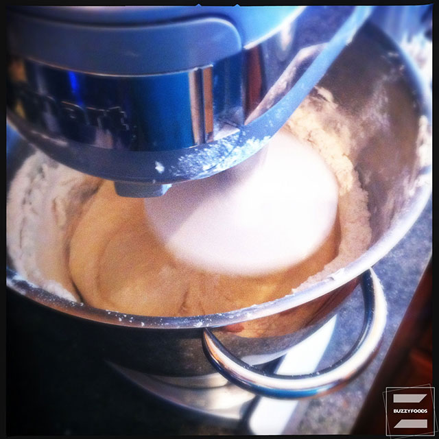 Cinnamon Coffee Ring buzzyfoods