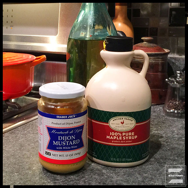 Maple Syrup & Dijon Salad Dressing buzzyfoods
