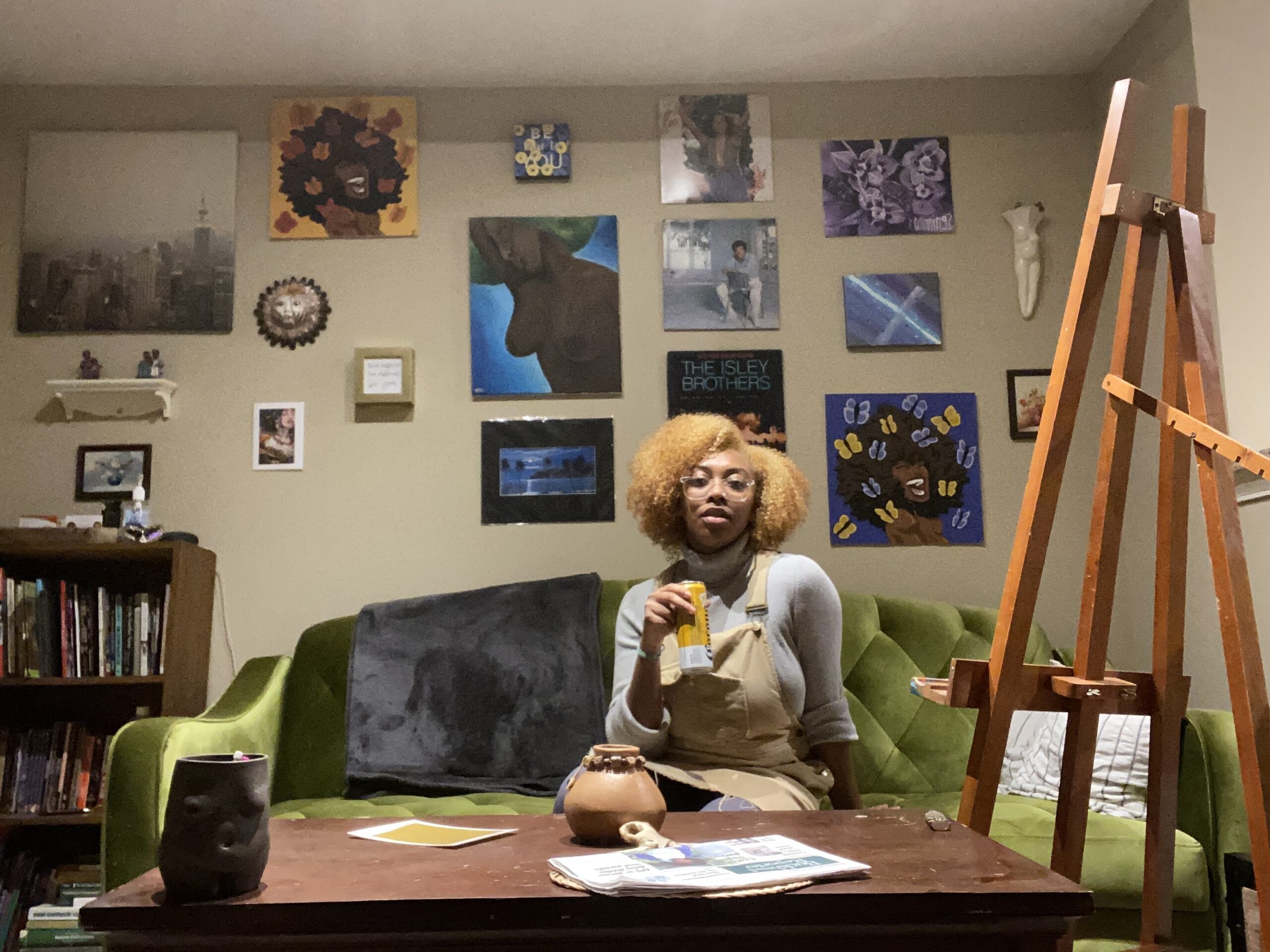 Artist practicing Creative productivity in studio