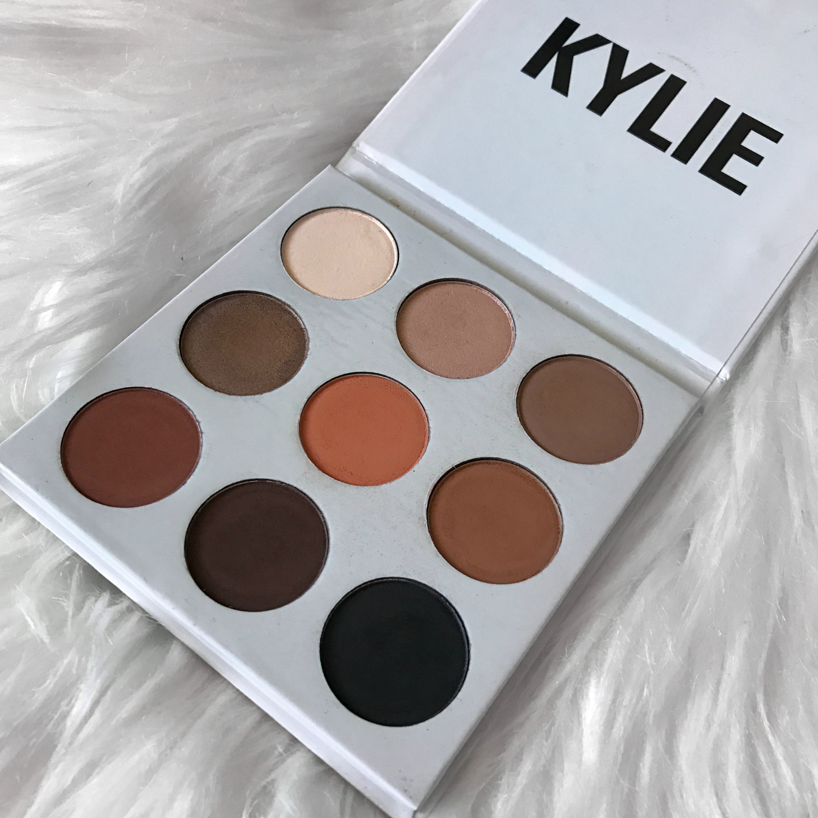 KYLIE JENNER THE BRONZE PALETTE アイシャドウ The Bronze Palette