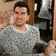 pic David Rose Gif Ew ew david gifs tenor