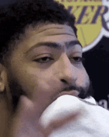 wallpapers Anthony Davis Brow Gif tenor