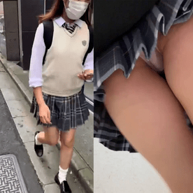 【接写バレ】都内某所 有名女子校J● パンチラ 隠し撮り【4K特典】