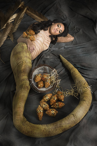 36+ Clever White People At Indian Weddings : Ladakhi Women in Traditional Clothing, Yak-Skin Coat and / There are two types of people who insist that indian weddings are fun.