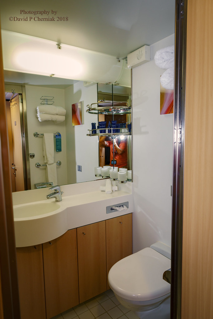 Cabin S Ready 1st Arrival Bathroom Toilet And Countertop C