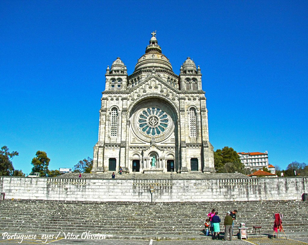 Foi um dia bastante frustrante aqui em valência. BasÃ­lica de Santa Luzia - Viana do Castelo - Portugal | Flickr