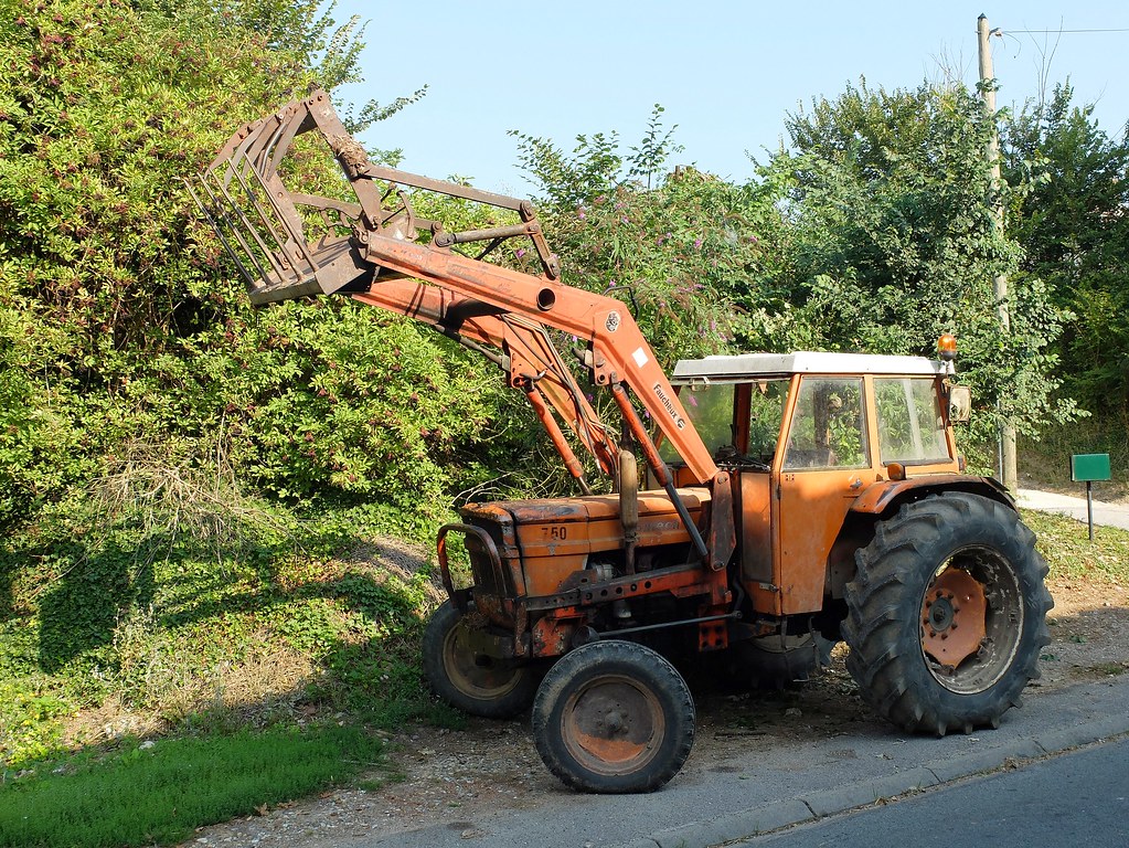 Par chapo03 mar 17 fév 2015, 18:02. Tracteur SOMECA 750 avec fourche FAUCHEUX | Old farm tractorâ¦ | Flickr