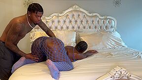 Aktuelle Yanni Maj XXX-Updates durchstöbern