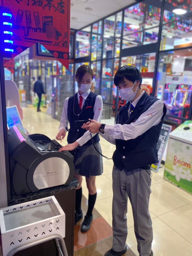 BEAM 1BEAM HIKARI(大野城エリア)の求人・転職情報/パチンコ店のホールスタッフ|はたらいく