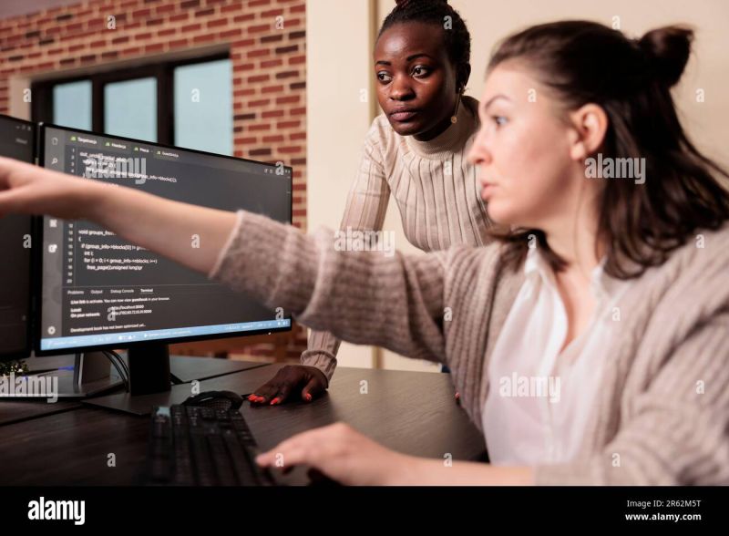 Free Photo System Engineers Working With Javascript Code On Terminal - 4K Abstract Backgrounds for Desktop
