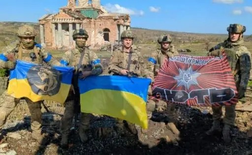 Ucrania recupera localidad en Lugansk tras intensos combates
