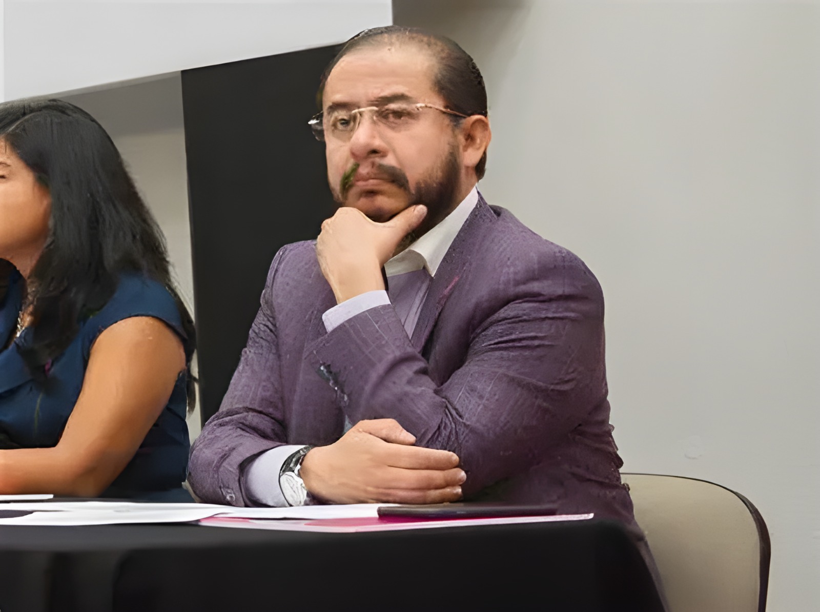 El diputado Hugo Eric Flores fundamenta dictamen de la Sección Instructora sobre el caso Cuauhtémoc Blanco