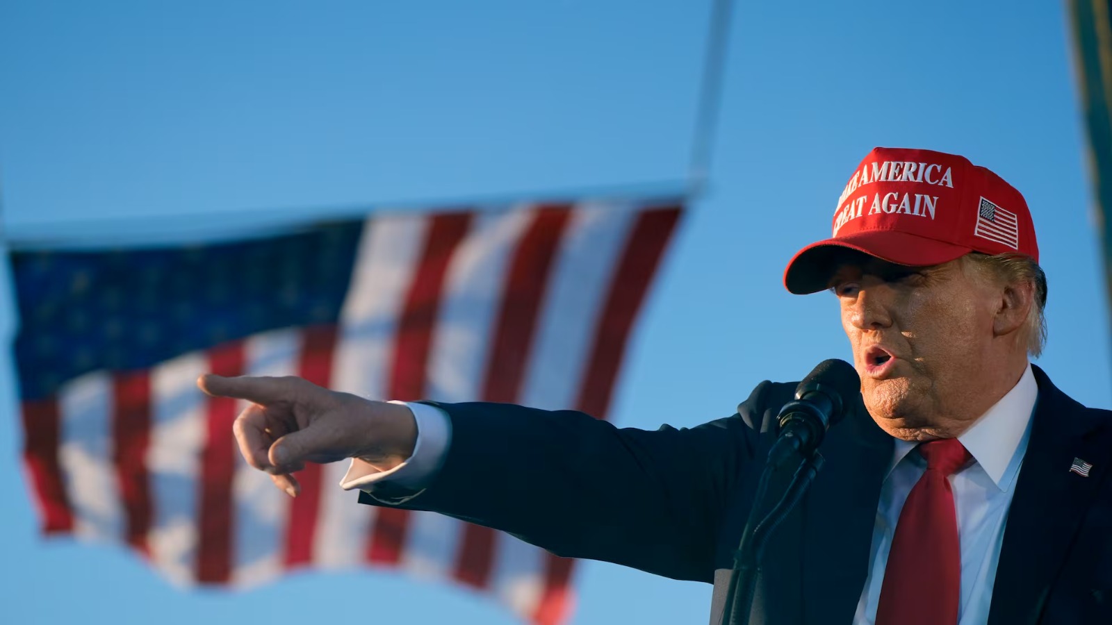 Trump insiste en tratar como terroristas a los inmigrantes ante la Corte de su país