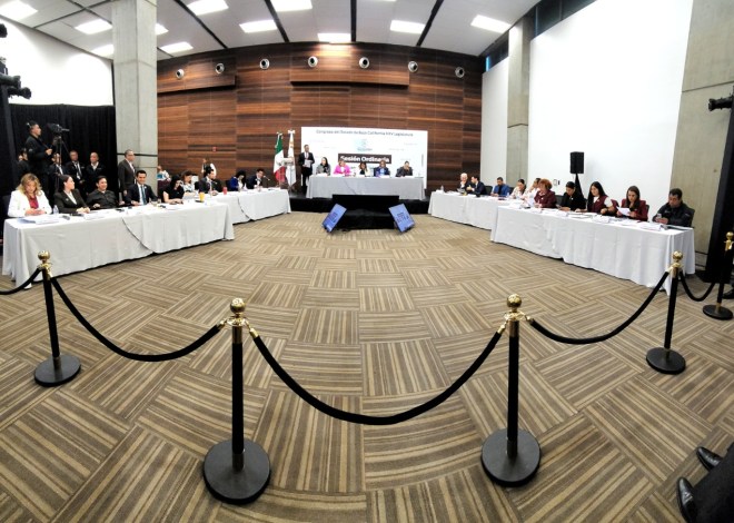 Se impulsan programas de vivienda en BC con nuevas disposiciones tributarias.