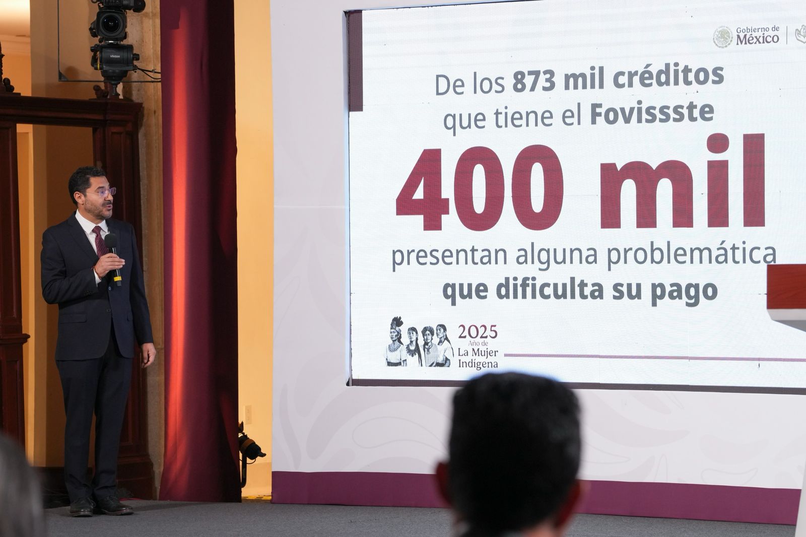 PRESIDENTA CLAUDIA SHEINBAUM FIRMA DECRETO PARA BENEFICIAR A 400 MIL TRABAJADORES DEL ESTADO CON CRÉDITOS IMPAGABLES DEL FOVISSSTE