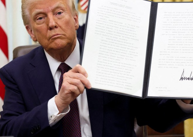 Trump Defiende Aranceles y pide a la reserva Federal reducir Tasas ante caída de los mercados