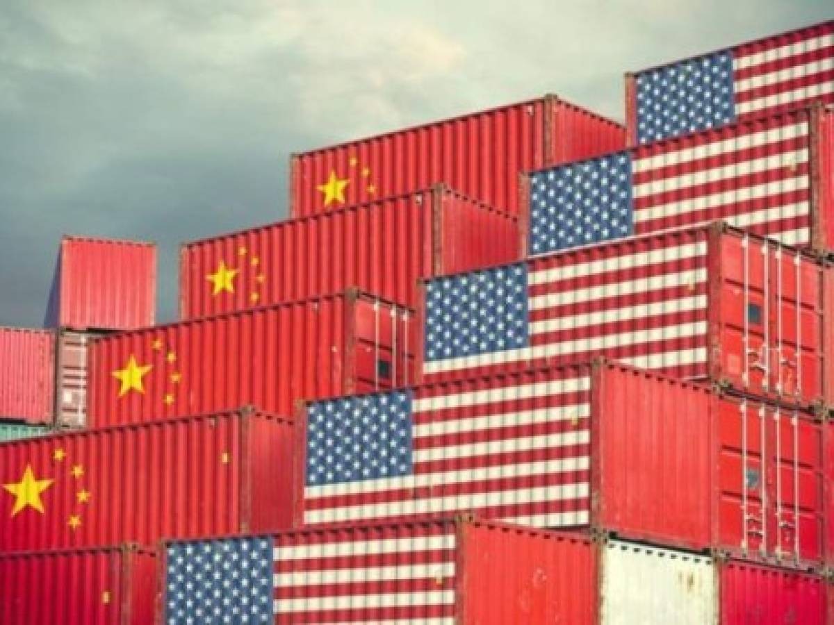 Hasta 104% de aranceles se cobrara en EEUU productos de China: Casa Blanca