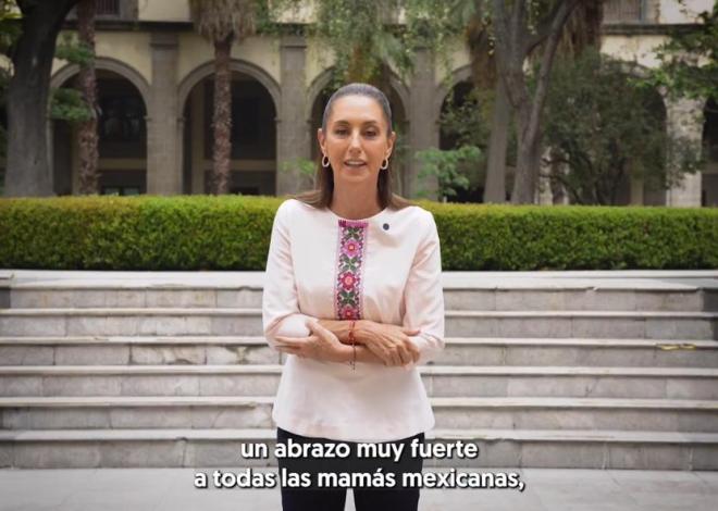 Políticos felicitan a madres mexicanas en su día