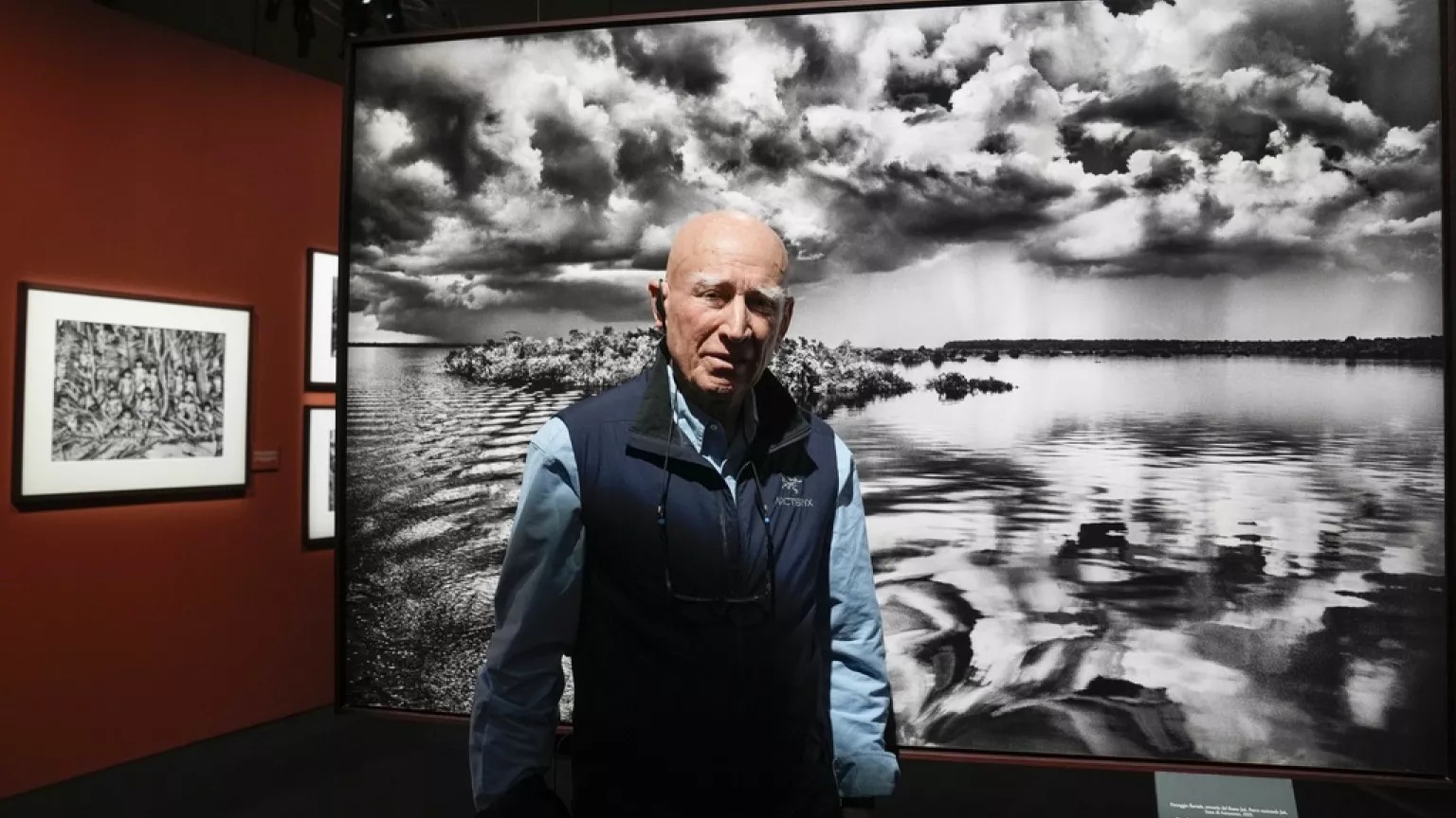 Murió el fotógrafo Sebastião Salgado, autor de la colección de denuncia Amazonia