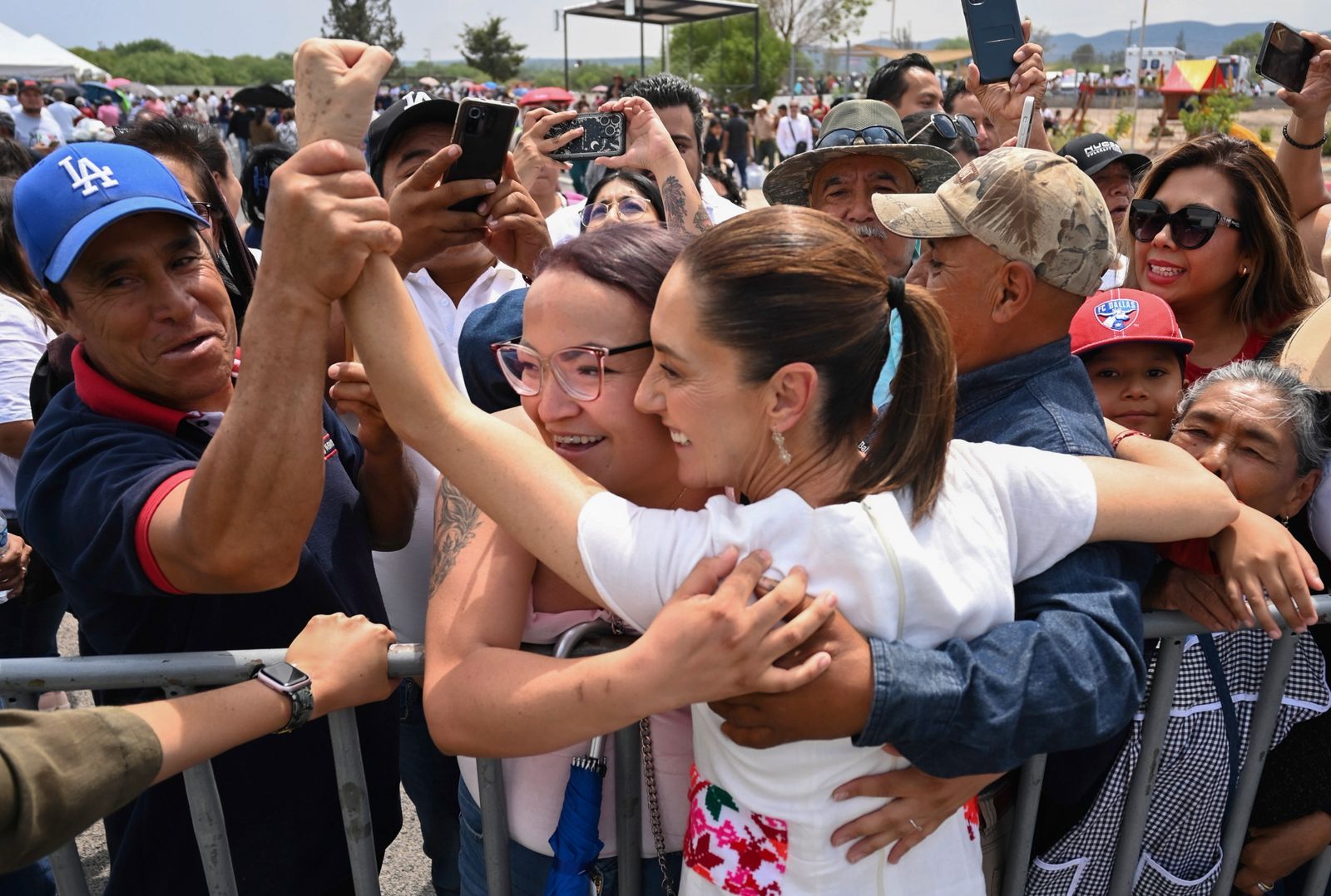Sheinbaum rechaza impuestos a remesas: “Nos vamos a movilizar si es necesario”