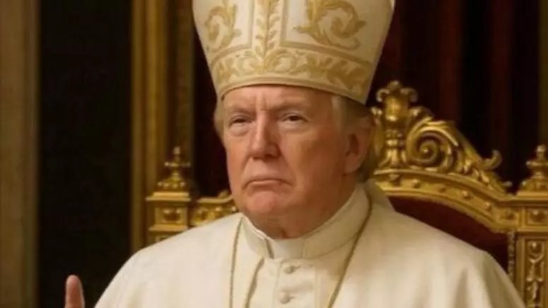 “Nadie lo haría mejor que yo”: Trump y su aspiración papal
