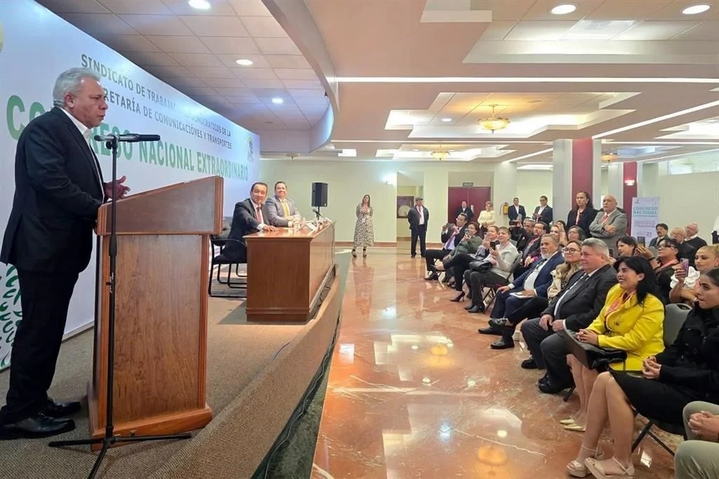 Hacienda y FSTSE acuerdan incremento salarial del 9% para trabajadores del sector público federal