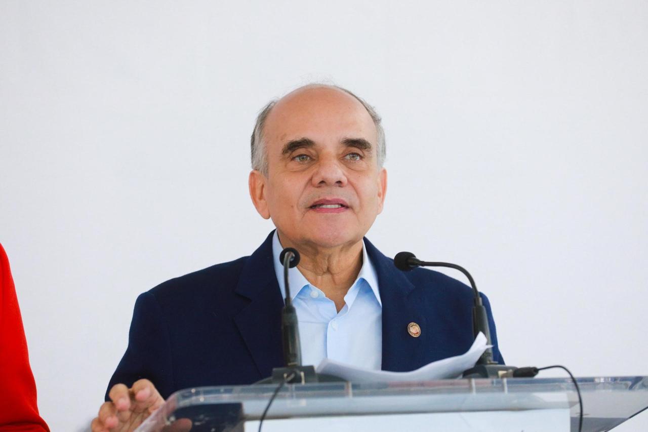 Adultos mayores tendrían que esperar dos años entre visitas del programa “Salud Casa por Casa”: Manuel Añorve