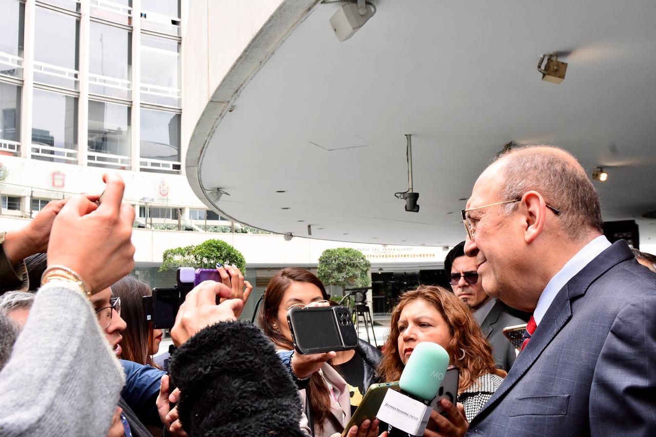 Morena apunta a un Estado totalitario y quiere imponer hasta un periodo extraordinario, aseguró Rubén Moreira