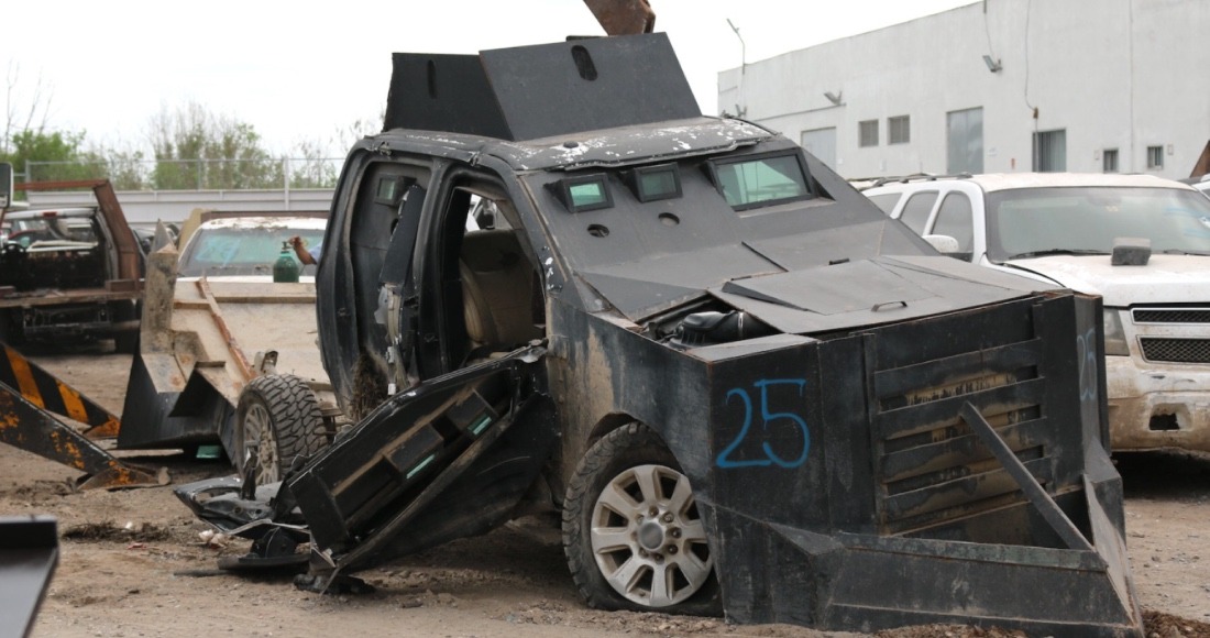 FGR destruye 15 vehículos con blindaje artesanal en Tamaulipas