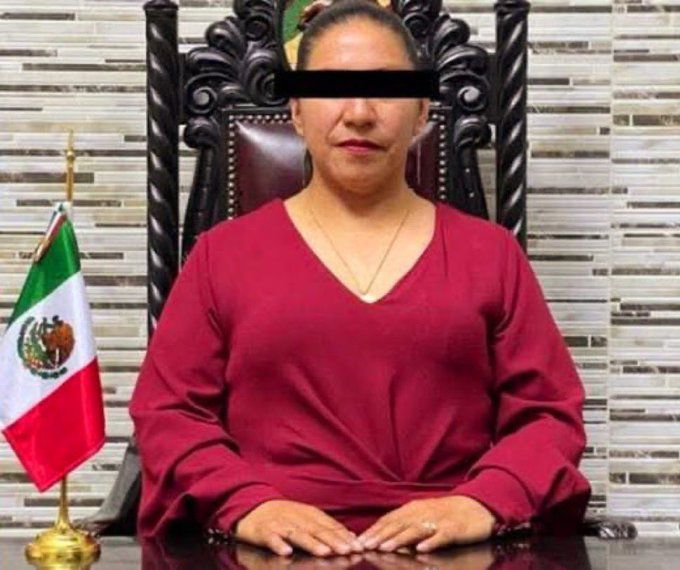 Detienen a la alcaldesa de Capulhuac por presunta agresión a trabajadora del DIF