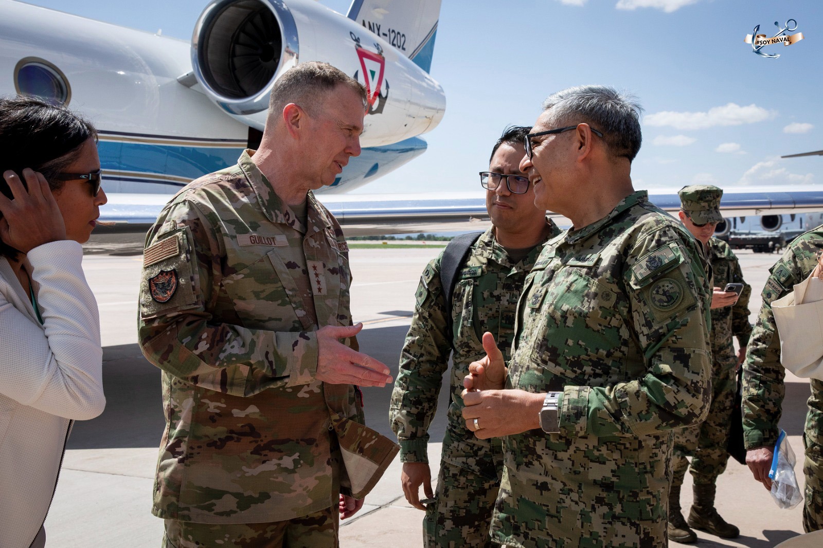 Los secretarios de Defensa y Marina visitaron el Cuartel General del Comando Norte de los EEUU