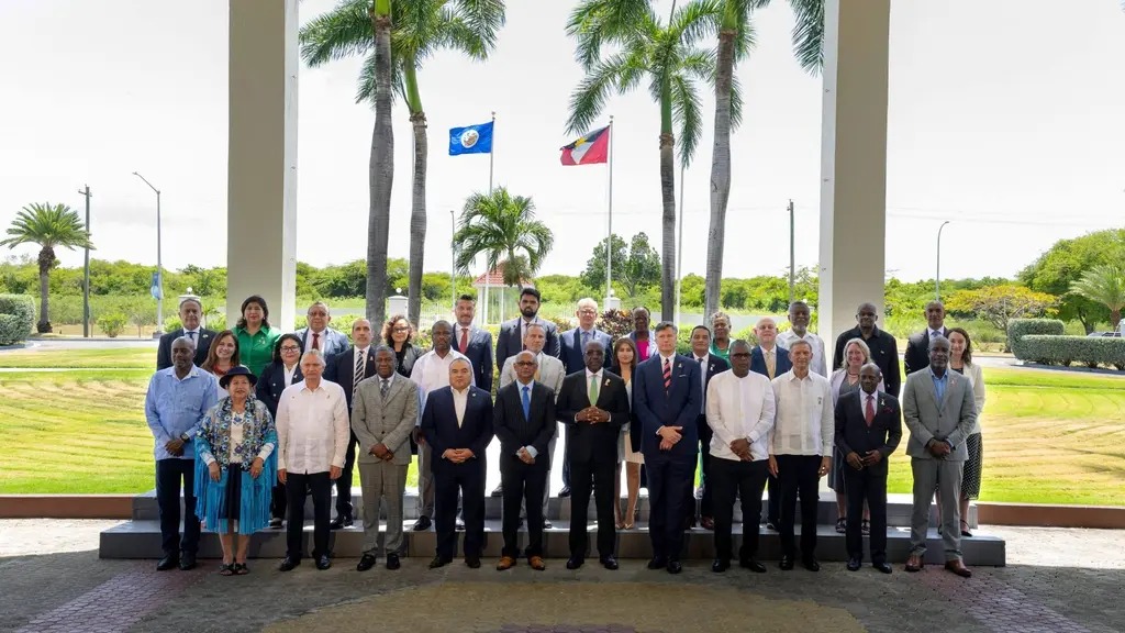 Concluyó la 55 Asamblea General de la OEA con amenazas e imposiciones de EEUU