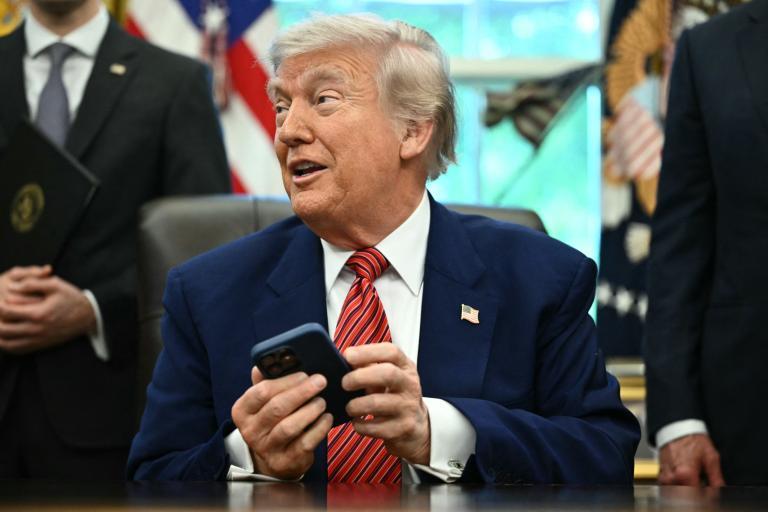 Trump enviará notificaciones de cobro de aranceles a países sin acuerdo comercial