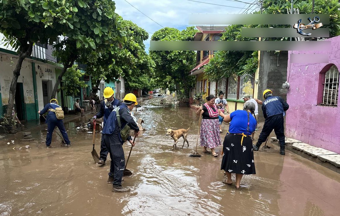 SEMAR y autoridades locales brindan auxilio a la población afectada por lluvias en Ecatepec