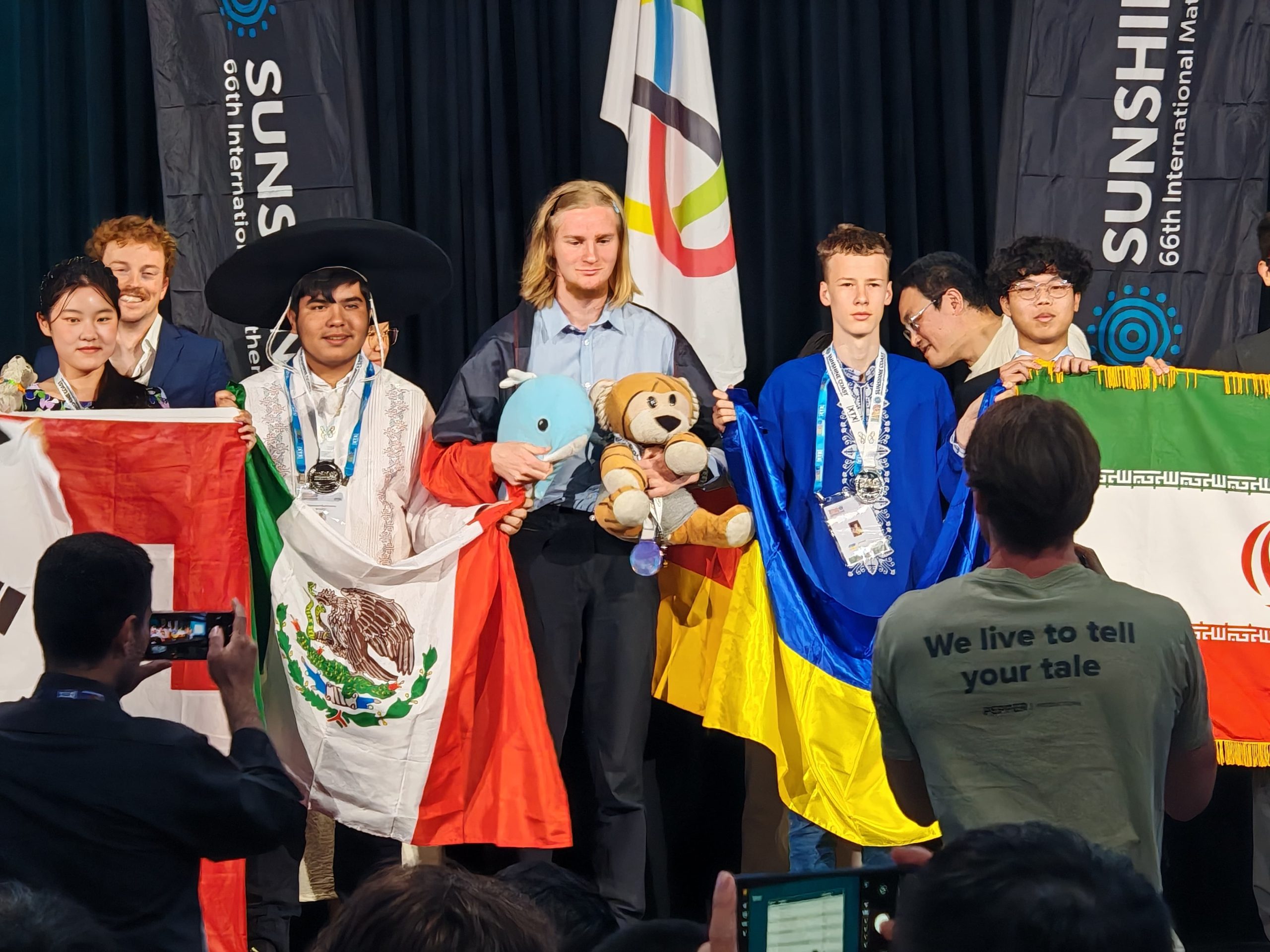 Brillan jóvenes mexicanos en Olimpiada Internacional de Matemáticas: ganan 2 platas y 4 bronces
