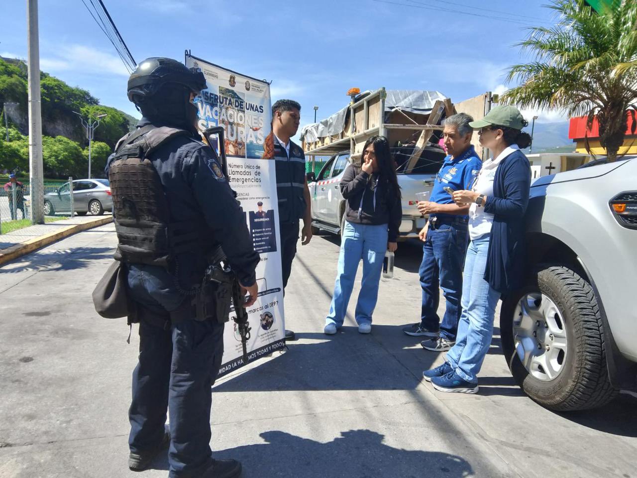 Refuerzan seguridad en playas y carreteras de Guerrero durante operativo de verano