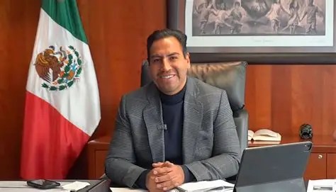 Eduardo Ramírez realiza recorrido en transporte público para escuchar a la ciudadanía