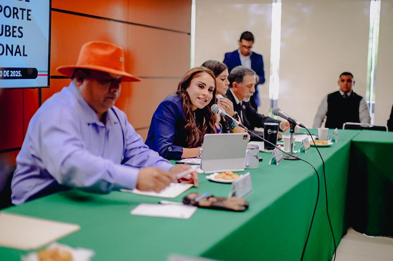 Reunión de la Comisión de Deporte con representantes y directivos de los clubes de la liga Expansión MX