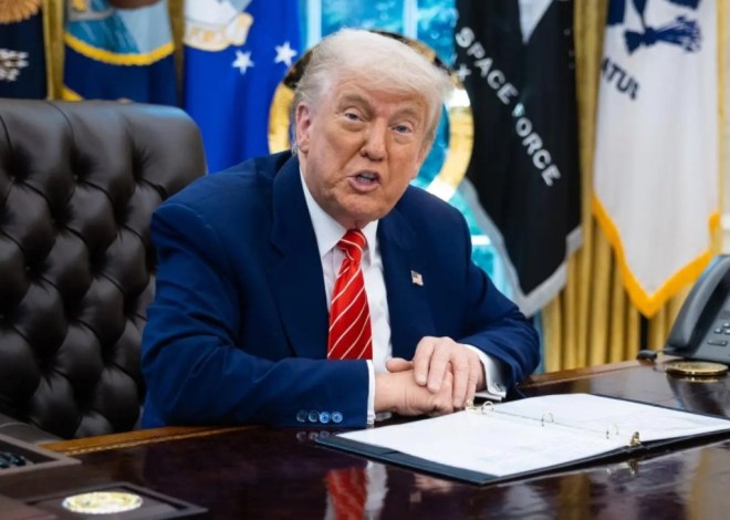 Pide Trump al Congreso que apruebe los recursos para deportar “al menos” a un millón de inmigrantes ilegales al año