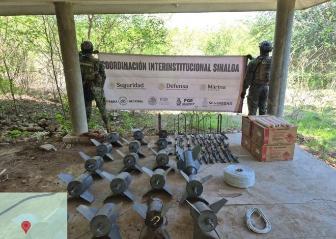 Marina en coadyuvancia con el grupo Interinstitucional, asegura cinco vehículos, municiones, equipo táctico y armas en Mazatlán, Sinaloa
