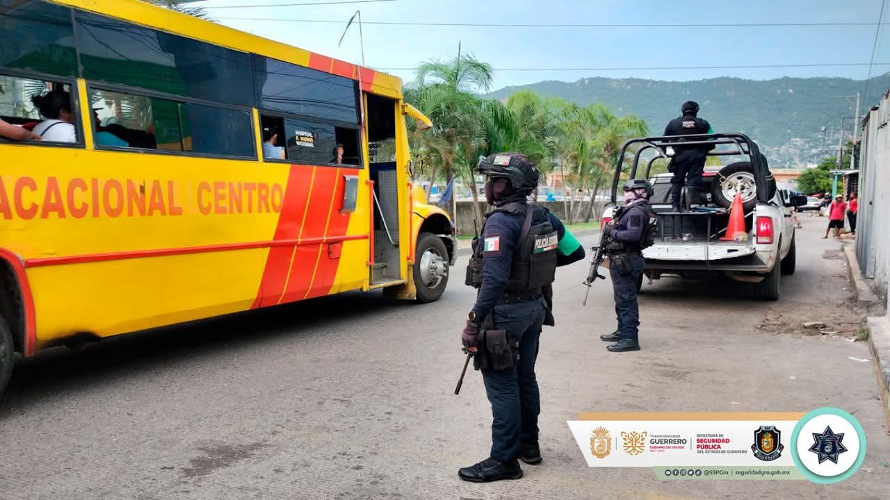 Policía Estatal refuerza vigilancia en transporte público de Acapulco para proteger a usuarios