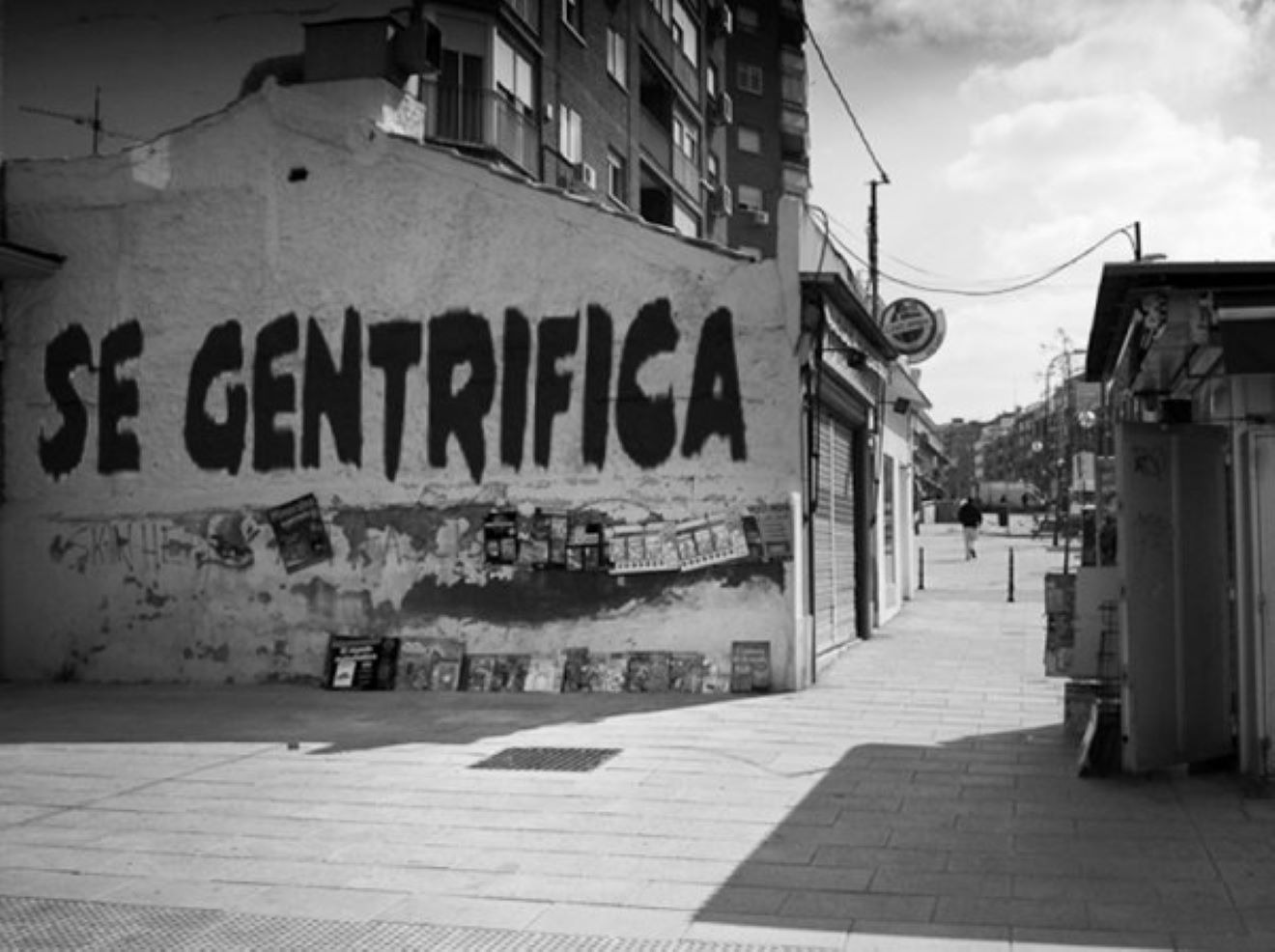 ANTILOGÍA