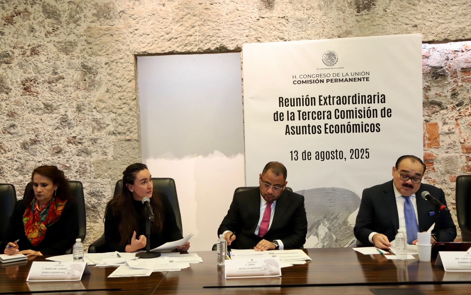 Congreso ratifica a María del Carmen Bonilla y Omar Reyes al frente de Hacienda y UIF