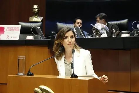 Senadora propone garantizar en la Constitución pruebas gratuitas para detectar cáncer de mama y cérvico uterino
