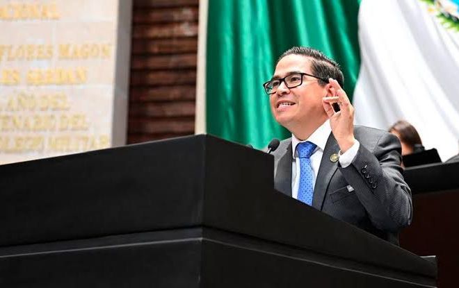 PAN MONITOREARÁ QUE NO HAYA ABUSOS EN COMPRA DE ÚTILES ESCOLARES: “GOLPEA BOLSILLO DE MILES DE MEXICANOS”