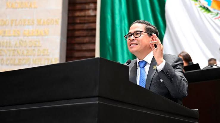 PAN MONITOREARÁ QUE NO HAYA ABUSOS EN COMPRA DE ÚTILES ESCOLARES: “GOLPEA BOLSILLO DE MILES DE MEXICANOS”