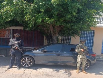 Policía Estatal recupera dos vehículos robados en Acapulco