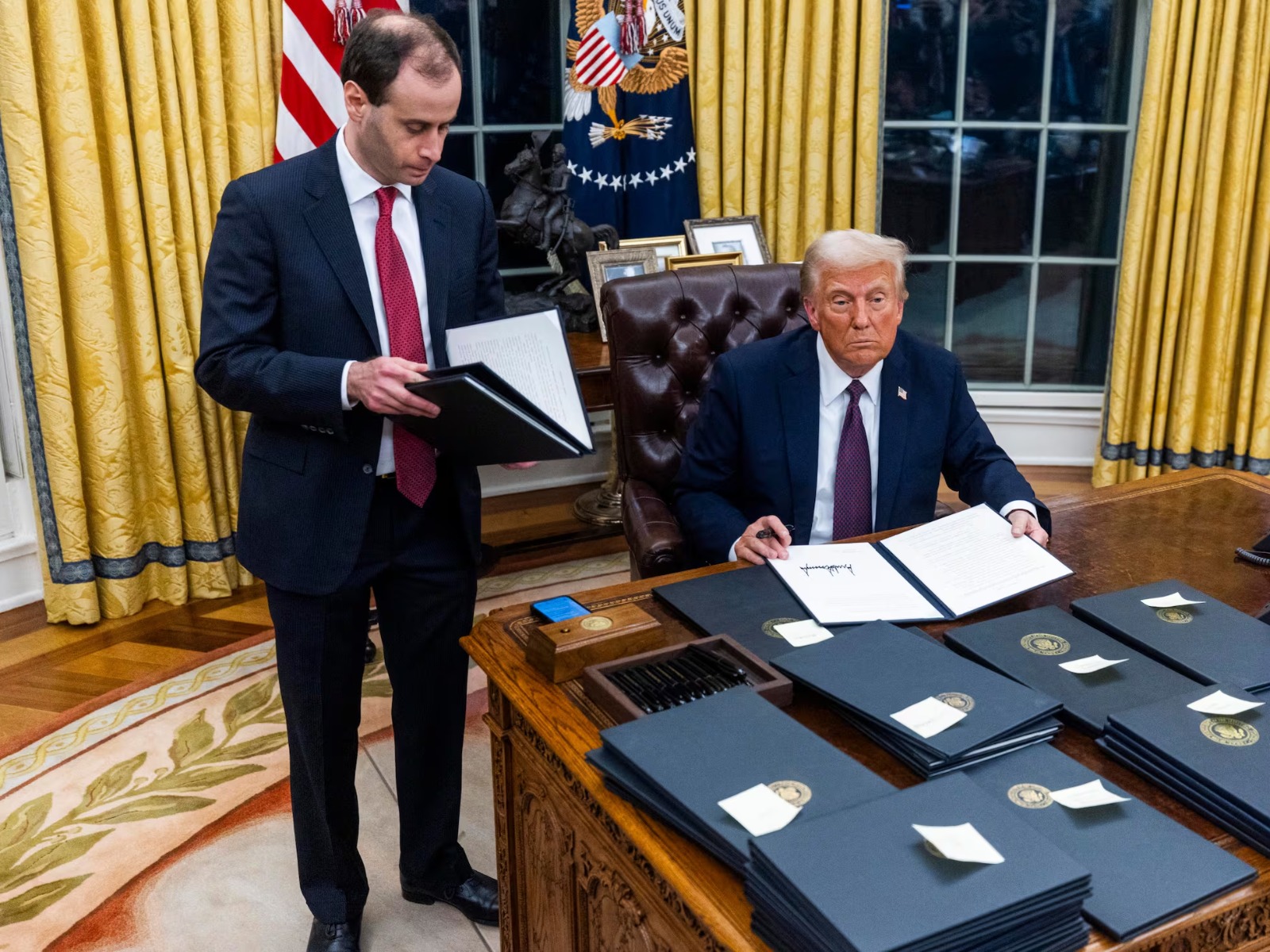 Elimina el gobierno de Trump un tercio de los requisitos para sus proveedores, al reformar el Reglamento Federal de Adquisiciones