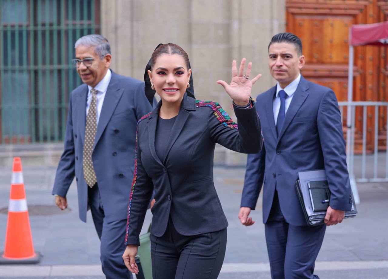 Evelyn Salgado se reúne con Claudia Sheinbaum en sesión de Gabinete de Seguridad Nacional